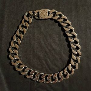 Vitaly Riot choker chain